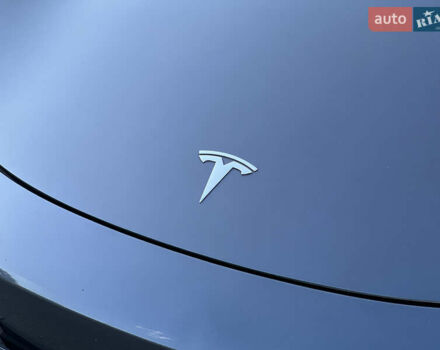 Серый Тесла Модель 3, объемом двигателя 0 л и пробегом 51 тыс. км за 20800 $, фото 7 на Automoto.ua