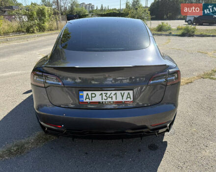 Серый Тесла Модель 3, объемом двигателя 0 л и пробегом 120 тыс. км за 16900 $, фото 6 на Automoto.ua