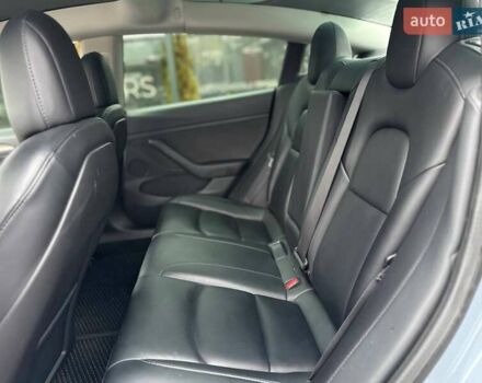 Серый Тесла Модель 3, объемом двигателя 0 л и пробегом 68 тыс. км за 19500 $, фото 34 на Automoto.ua