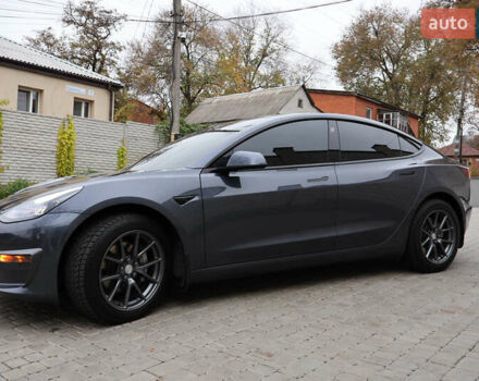 Сірий Тесла Модель 3, об'ємом двигуна 0 л та пробігом 100 тис. км за 20500 $, фото 3 на Automoto.ua