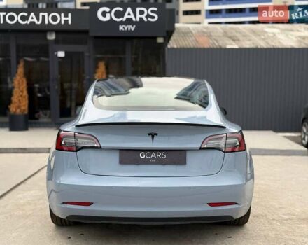 Серый Тесла Модель 3, объемом двигателя 0 л и пробегом 68 тыс. км за 19500 $, фото 4 на Automoto.ua