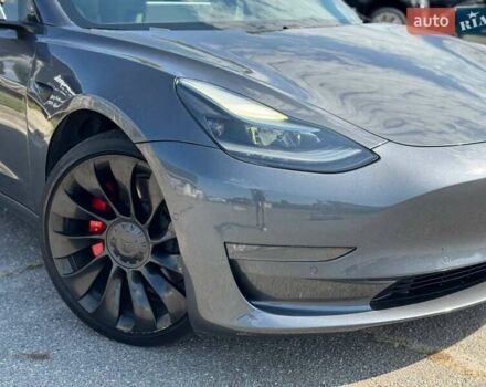 Тесла Модель 3 2021 у Харкові на Automoto.ua Сірий Тесла Модель 3, об'ємом двигуна 0 л та пробігом 96 тис. км за 21000 $, фото 3 на Automoto.ua