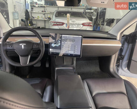 Сірий Тесла Модель 3, об'ємом двигуна 0 л та пробігом 67 тис. км за 17000 $, фото 6 на Automoto.ua