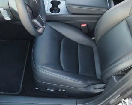 Сірий Тесла Модель 3, об'ємом двигуна 0 л та пробігом 48 тис. км за 23800 $, фото 3 на Automoto.ua