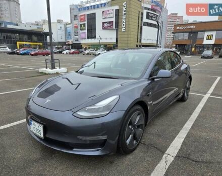 Серый Тесла Модель 3, объемом двигателя 0 л и пробегом 54 тыс. км за 21500 $, фото 6 на Automoto.ua