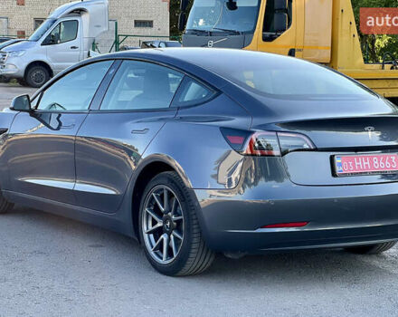 Серый Тесла Модель 3, объемом двигателя 0 л и пробегом 51 тыс. км за 20800 $, фото 16 на Automoto.ua