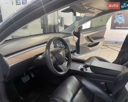 Сірий Тесла Модель 3, об'ємом двигуна 0 л та пробігом 67 тис. км за 17000 $, фото 8 на Automoto.ua