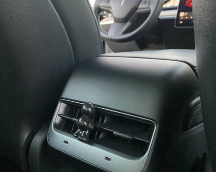 Сірий Тесла Модель 3, об'ємом двигуна 0 л та пробігом 98 тис. км за 19500 $, фото 39 на Automoto.ua