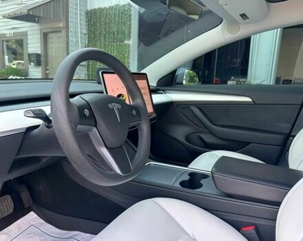 Сірий Тесла Модель 3, об'ємом двигуна 0 л та пробігом 37 тис. км за 9800 $, фото 9 на Automoto.ua