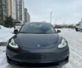 Серый Тесла Модель 3, объемом двигателя 0 л и пробегом 49 тыс. км за 18300 $, фото 3 на Automoto.ua
