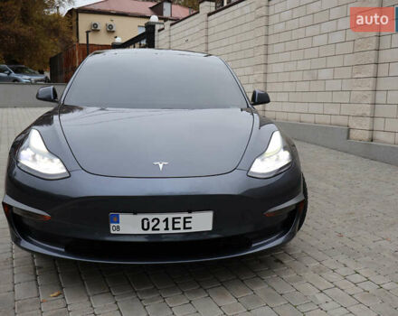 Сірий Тесла Модель 3, об'ємом двигуна 0 л та пробігом 100 тис. км за 20500 $, фото 1 на Automoto.ua