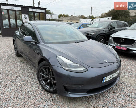 Серый Тесла Модель 3, объемом двигателя 0 л и пробегом 75 тыс. км за 20700 $, фото 2 на Automoto.ua