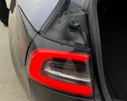 Сірий Тесла Модель 3, об'ємом двигуна 0 л та пробігом 151 тис. км за 14600 $, фото 12 на Automoto.ua