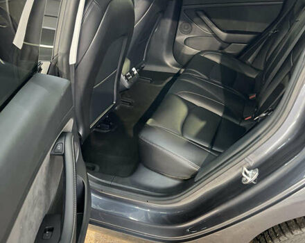 Сірий Тесла Модель 3, об'ємом двигуна 0 л та пробігом 34 тис. км за 25400 $, фото 10 на Automoto.ua