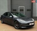 Серый Тесла Модель 3, объемом двигателя 0 л и пробегом 131 тыс. км за 21500 $, фото 1 на Automoto.ua