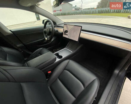 Сірий Тесла Модель 3, об'ємом двигуна 0 л та пробігом 151 тис. км за 14600 $, фото 23 на Automoto.ua