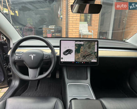Сірий Тесла Модель 3, об'ємом двигуна 0 л та пробігом 55 тис. км за 23300 $, фото 21 на Automoto.ua