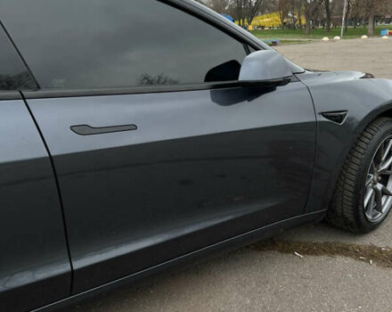 Серый Тесла Модель 3, объемом двигателя 0 л и пробегом 90 тыс. км за 20500 $, фото 9 на Automoto.ua