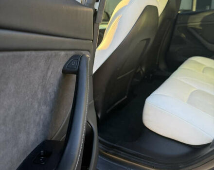 Серый Тесла Модель 3, объемом двигателя 0 л и пробегом 50 тыс. км за 24500 $, фото 22 на Automoto.ua