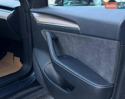 Сірий Тесла Модель 3, об'ємом двигуна 0 л та пробігом 16 тис. км за 28490 $, фото 14 на Automoto.ua