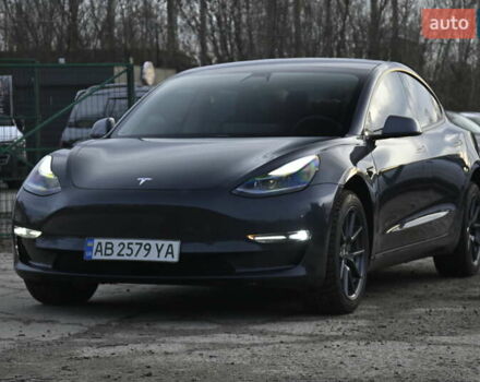 Серый Тесла Модель 3, объемом двигателя 0 л и пробегом 84 тыс. км за 22500 $, фото 5 на Automoto.ua