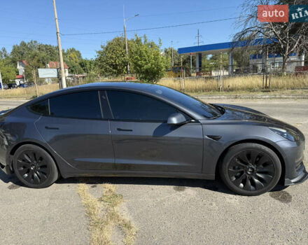 Серый Тесла Модель 3, объемом двигателя 0 л и пробегом 120 тыс. км за 16900 $, фото 4 на Automoto.ua