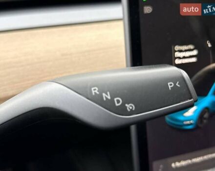 Серый Тесла Модель 3, объемом двигателя 0 л и пробегом 68 тыс. км за 19500 $, фото 21 на Automoto.ua