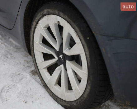 Сірий Тесла Модель 3, об'ємом двигуна 0 л та пробігом 98 тис. км за 23500 $, фото 71 на Automoto.ua