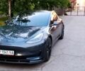 Серый Тесла Модель 3, объемом двигателя 0 л и пробегом 130 тыс. км за 16500 $, фото 1 на Automoto.ua