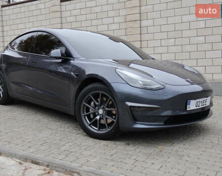 Сірий Тесла Модель 3, об'ємом двигуна 0 л та пробігом 100 тис. км за 20500 $, фото 16 на Automoto.ua