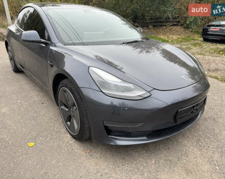 Сірий Тесла Модель 3, об'ємом двигуна 0 л та пробігом 203 тис. км за 17000 $, фото 1 на Automoto.ua