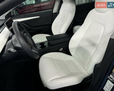 Серый Тесла Модель 3, объемом двигателя 0 л и пробегом 32 тыс. км за 25500 $, фото 14 на Automoto.ua