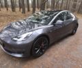 Тесла Модель 3 2021 у Києві на Automoto.ua Сірий Тесла Модель 3, об'ємом двигуна 0 л та пробігом 47 тис. км за 12500 $, фото 1 на Automoto.ua