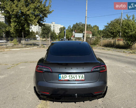 Серый Тесла Модель 3, объемом двигателя 0 л и пробегом 120 тыс. км за 16900 $, фото 12 на Automoto.ua