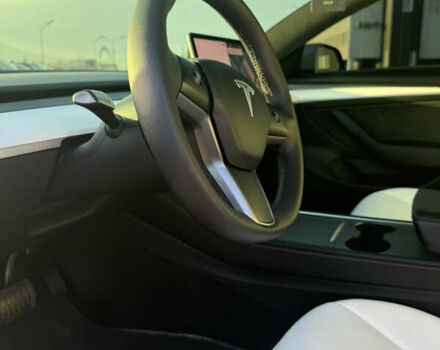 Серый Тесла Модель 3, объемом двигателя 0 л и пробегом 50 тыс. км за 24500 $, фото 19 на Automoto.ua