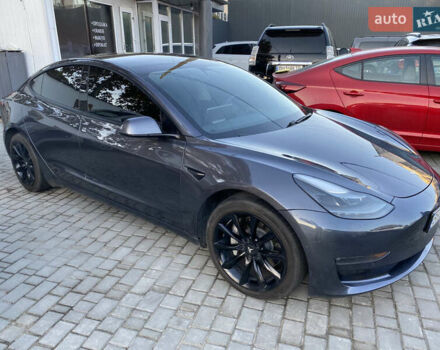 Серый Тесла Модель 3, объемом двигателя 0 л и пробегом 50 тыс. км за 26000 $, фото 9 на Automoto.ua