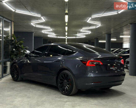Серый Тесла Модель 3, объемом двигателя 0 л и пробегом 54 тыс. км за 24900 $, фото 10 на Automoto.ua