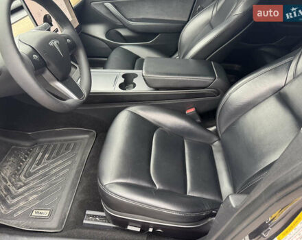 Сірий Тесла Модель 3, об'ємом двигуна 0 л та пробігом 203 тис. км за 17000 $, фото 17 на Automoto.ua