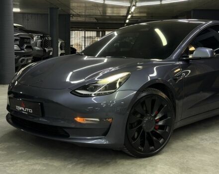 Серый Тесла Модель 3, объемом двигателя 0 л и пробегом 54 тыс. км за 24900 $, фото 7 на Automoto.ua