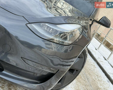 Сірий Тесла Модель 3, об'ємом двигуна 0 л та пробігом 80 тис. км за 18600 $, фото 3 на Automoto.ua