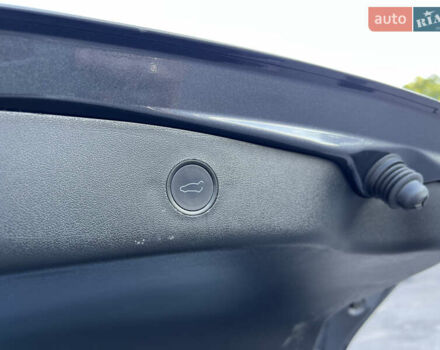 Серый Тесла Модель 3, объемом двигателя 0 л и пробегом 51 тыс. км за 20800 $, фото 38 на Automoto.ua