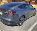 Серый Тесла Модель 3, объемом двигателя 0 л и пробегом 93 тыс. км за 21190 $, фото 1 на Automoto.ua