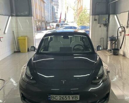 Серый Тесла Модель 3, объемом двигателя 0 л и пробегом 25 тыс. км за 18500 $, фото 2 на Automoto.ua