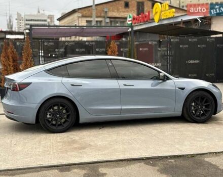 Серый Тесла Модель 3, объемом двигателя 0 л и пробегом 68 тыс. км за 19500 $, фото 7 на Automoto.ua