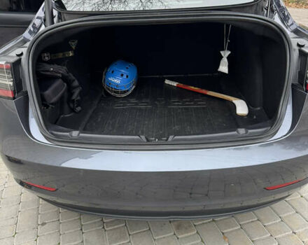 Сірий Тесла Модель 3, об'ємом двигуна 0 л та пробігом 100 тис. км за 20500 $, фото 36 на Automoto.ua