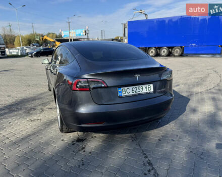Серый Тесла Модель 3, объемом двигателя 0 л и пробегом 190 тыс. км за 20900 $, фото 6 на Automoto.ua