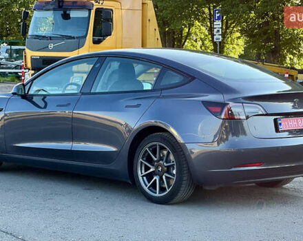 Серый Тесла Модель 3, объемом двигателя 0 л и пробегом 51 тыс. км за 20800 $, фото 14 на Automoto.ua