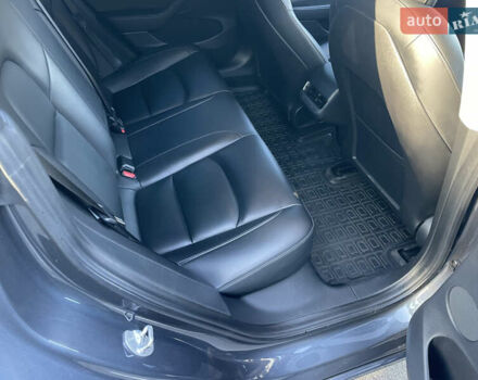 Серый Тесла Модель 3, объемом двигателя 0 л и пробегом 105 тыс. км за 19500 $, фото 13 на Automoto.ua