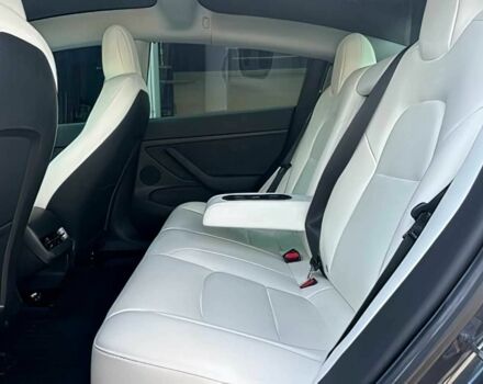 Сірий Тесла Модель 3, об'ємом двигуна 0 л та пробігом 37 тис. км за 9800 $, фото 13 на Automoto.ua
