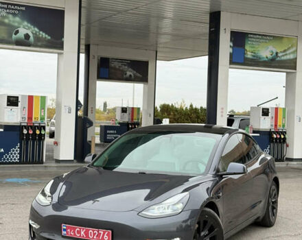 Серый Тесла Модель 3, объемом двигателя 0 л и пробегом 60 тыс. км за 22999 $, фото 14 на Automoto.ua